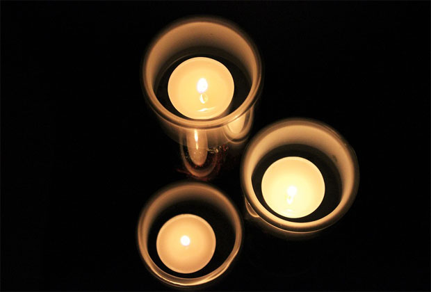 صور شموع رائعة للتصميم Candles Photos for Design-عالم الصور